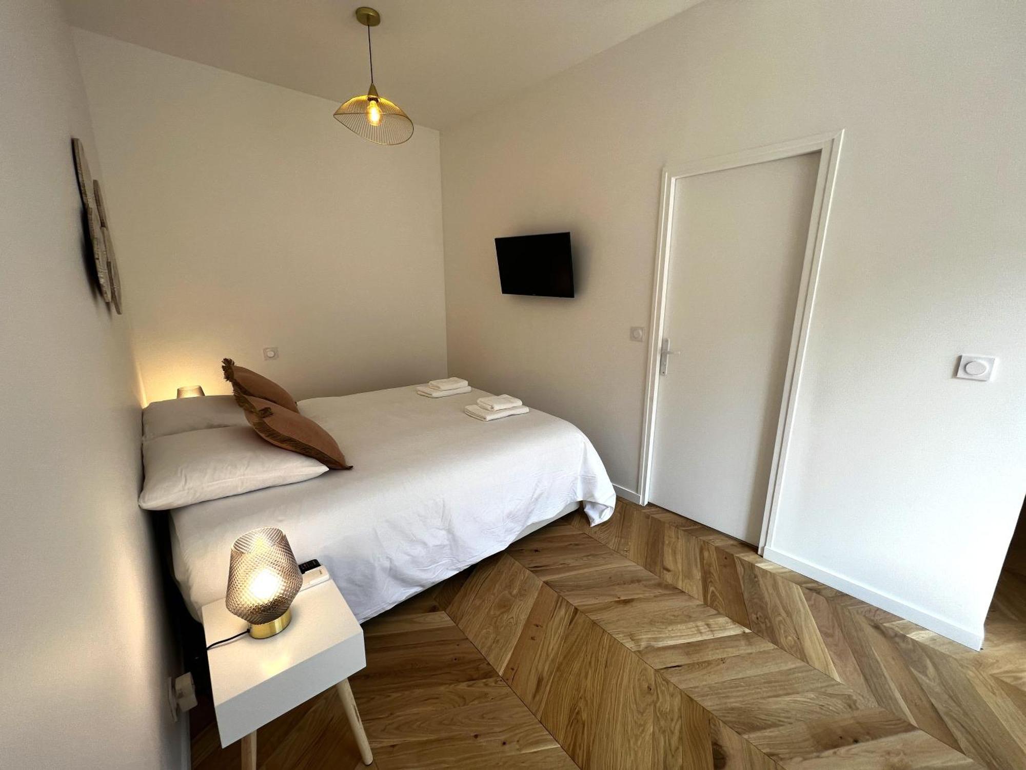 Le Petit Palais Notre Dame - Heart Of Dijon - With Ac Apartment Bagian luar foto