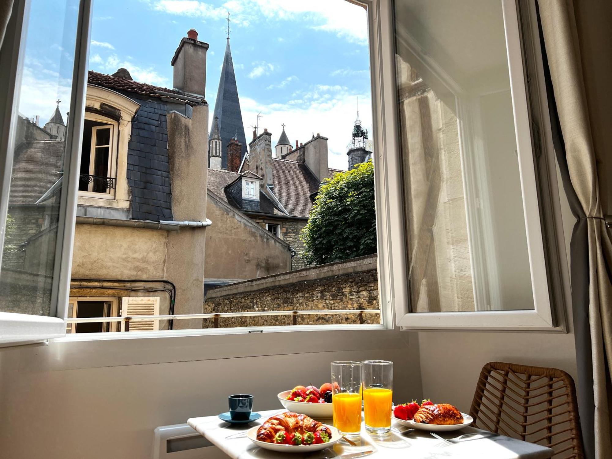 Le Petit Palais Notre Dame - Heart Of Dijon - With Ac Apartment Bagian luar foto