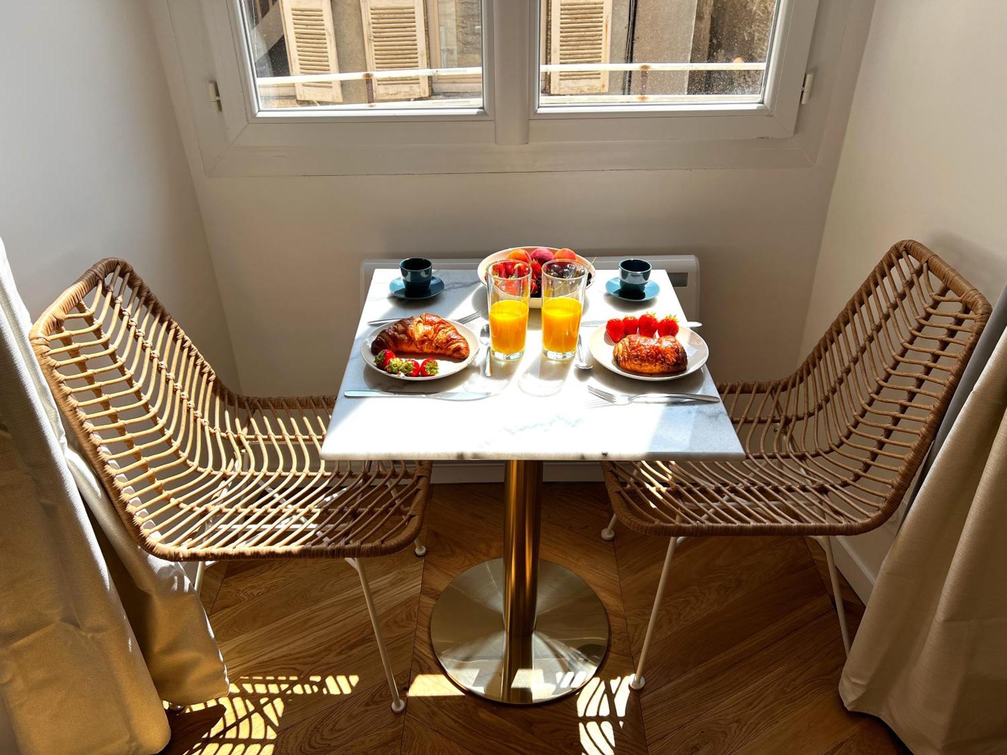 Le Petit Palais Notre Dame - Heart Of Dijon - With Ac Apartment Bagian luar foto